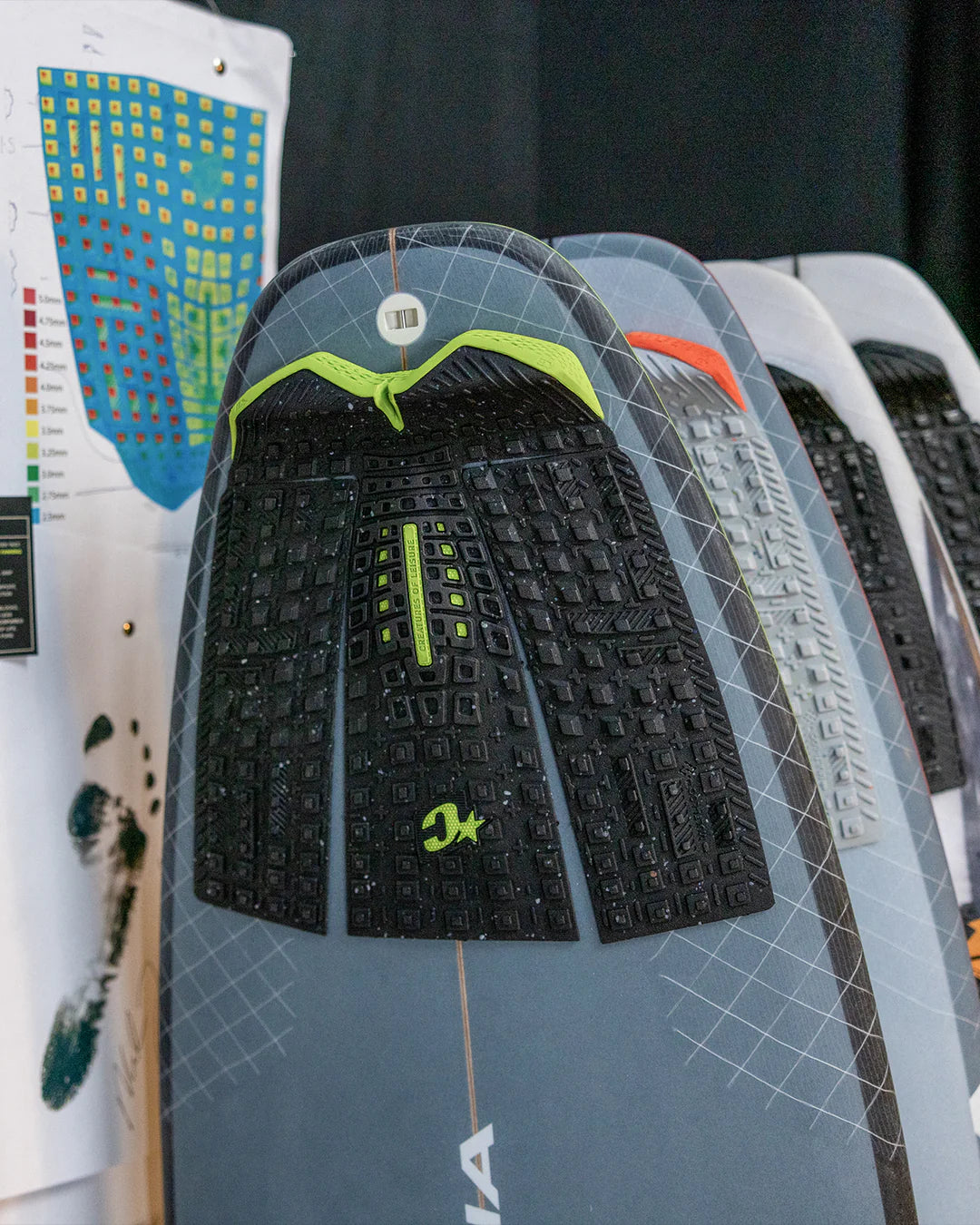 tapete de 3 piezas PROTO 1.4 PAD - ECO NEGRO CIAN